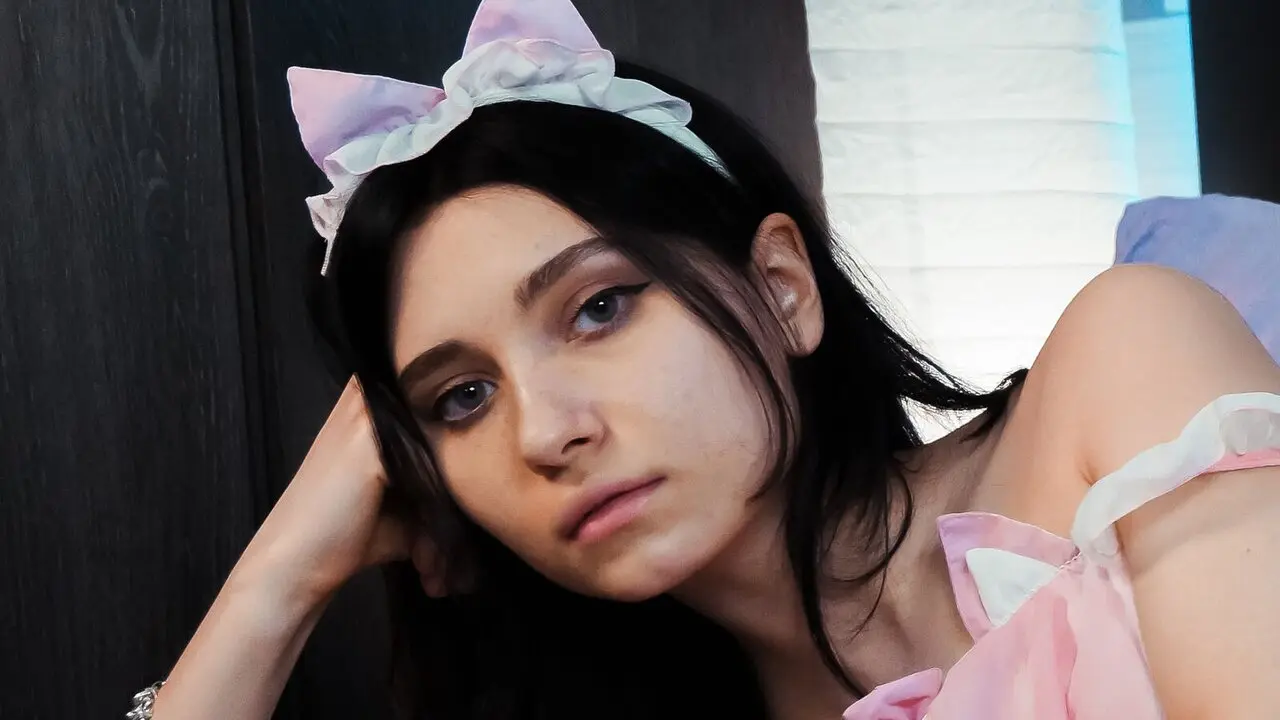 Live Porn Camera of AliceSaxe