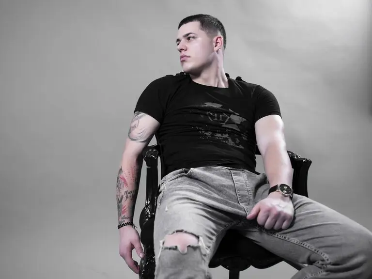 Live Porn Camera of AndrewHobs