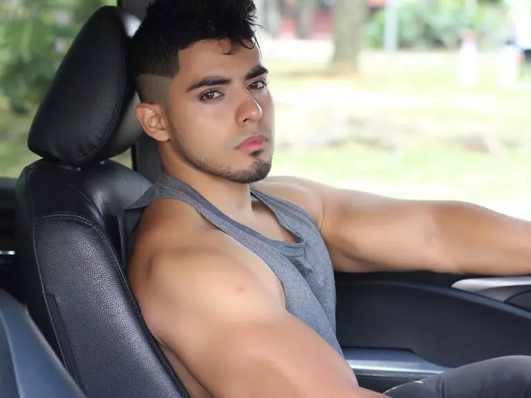 Live Porn Camera of AnthonyTanaka