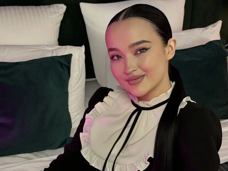 Live Porn Camera of BellaRei