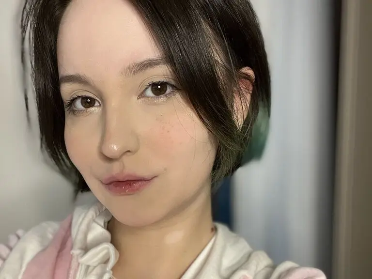 Live Porn Camera of EmiliyaSweet