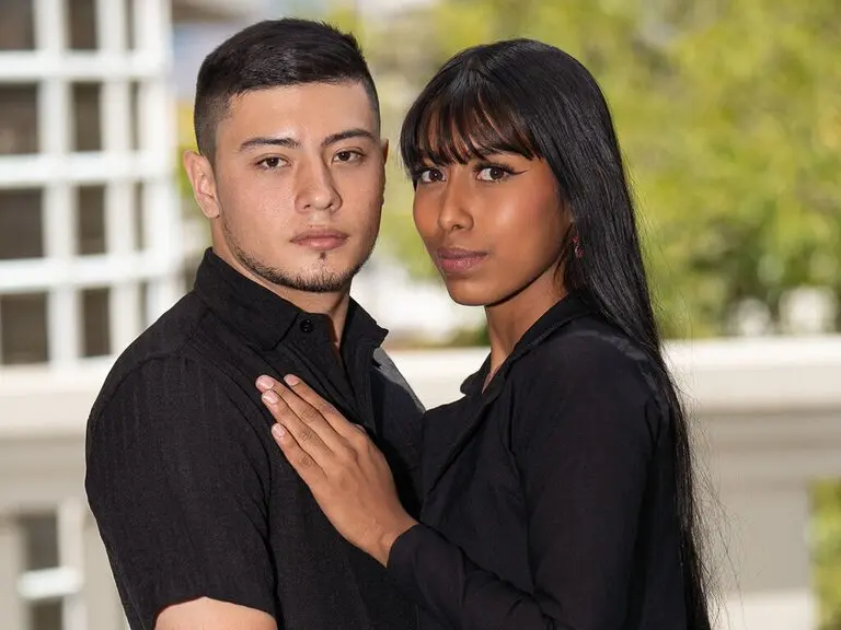 Live Porn Camera of HannaAndApolo