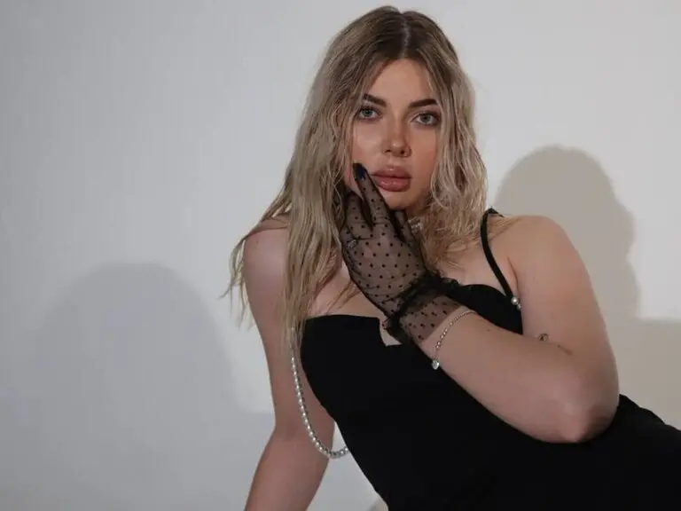 Live Porn Camera of HyileyClark