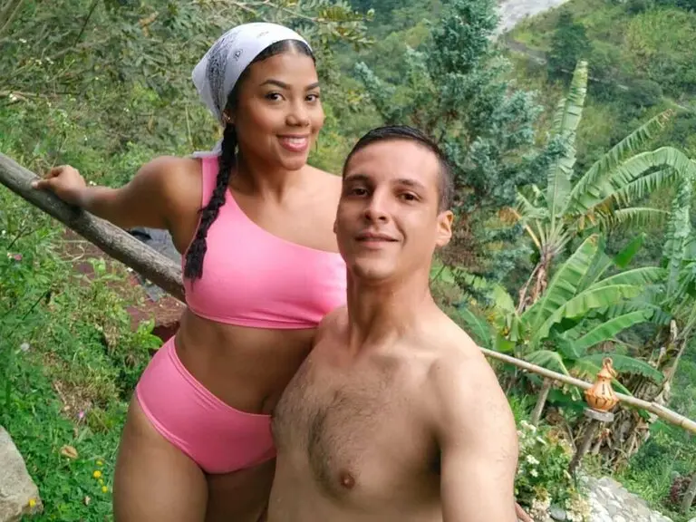 Live Porn Camera of JacksonAndChris