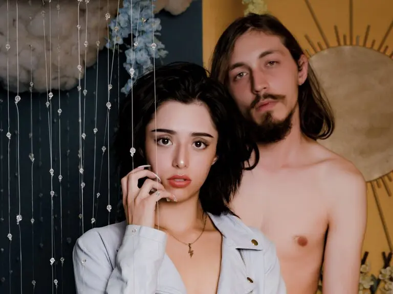 Live Porn Camera of JunnaAndKurt