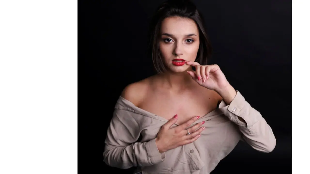 Live Porn Camera of KamilaAndreas