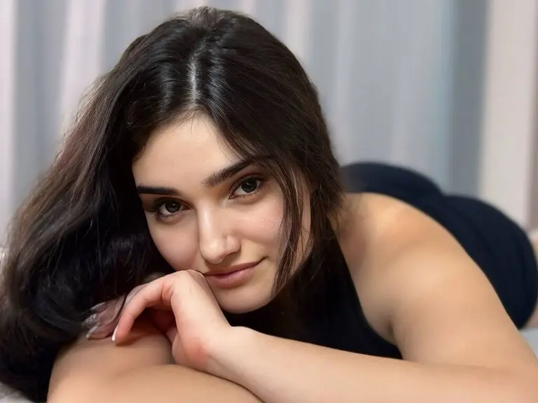 Live Porn Camera of KristySue