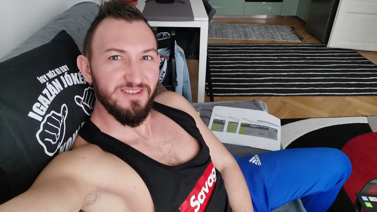 Live Porn Camera of LaszloHansz