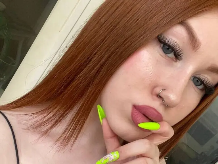 Live Porn Camera of LinaVoss