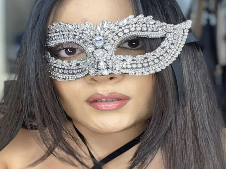 Live Porn Camera of LolaPrice