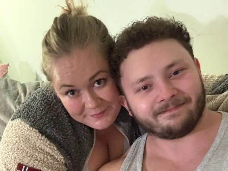 Live Porn Camera of MadelenAndLars