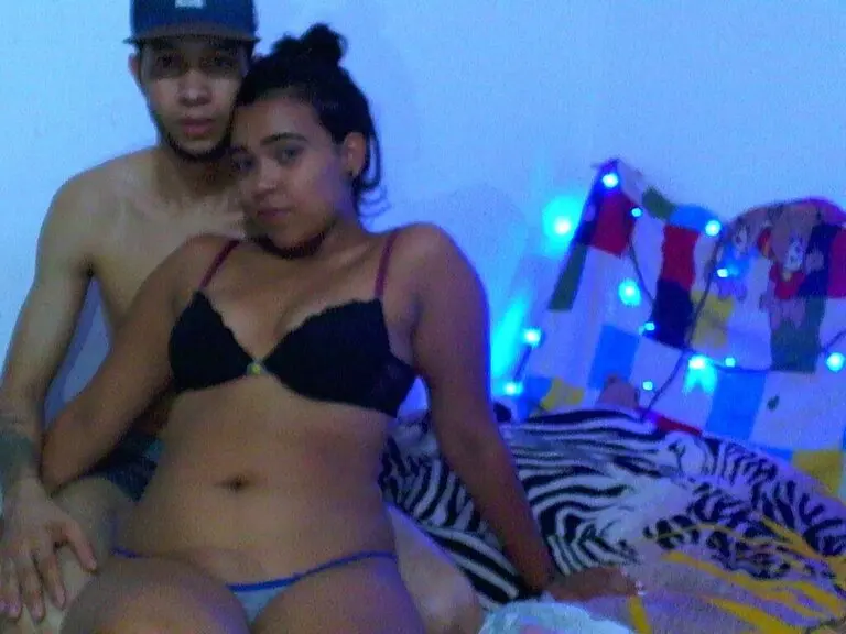 Live Porn Camera of MaxAndDominic