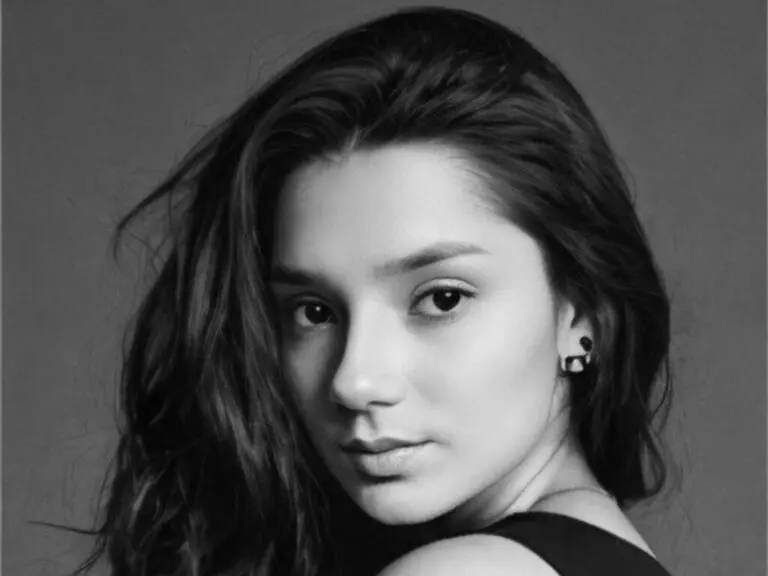 Live Porn Camera of MaybelleMenjes