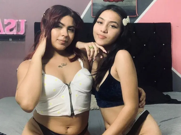 Live Porn Camera of NatashaAndSharon