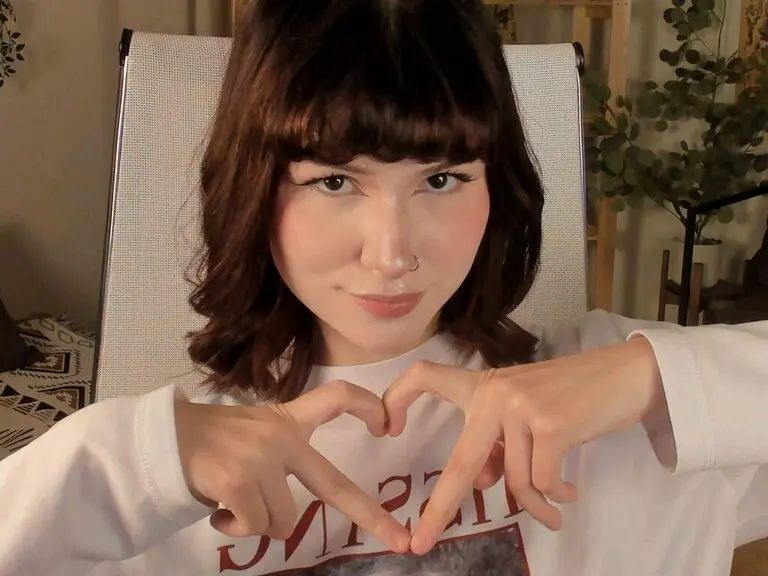 Live Porn Camera of RickiOwens