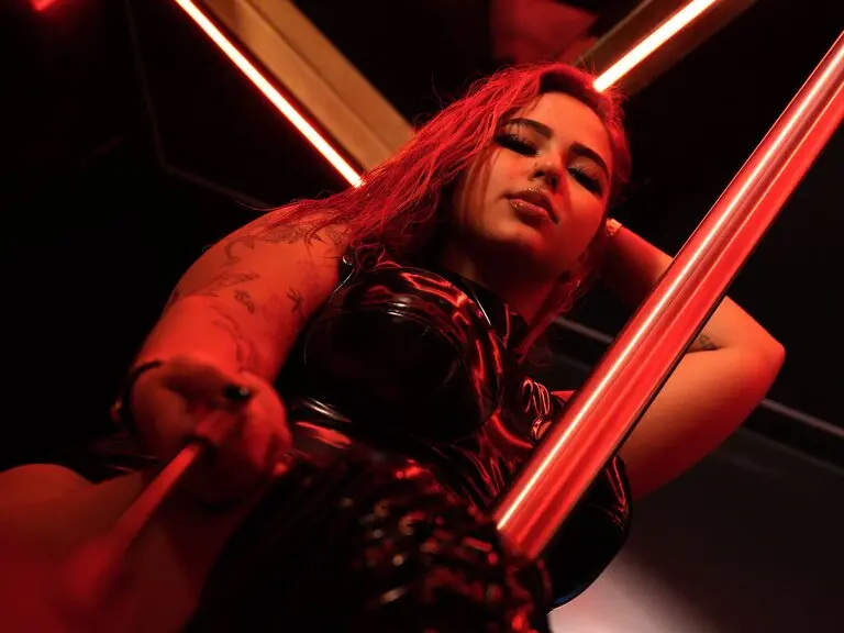 Live Porn Camera of SophiaWexler