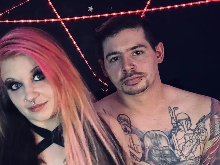 Live Porn Camera of VyxenAndEversor