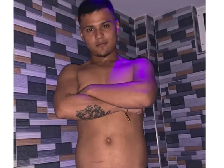 Live Porn Camera of YeikoRodriguez