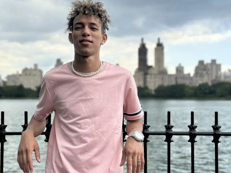 Live Porn Camera of thekinginroom